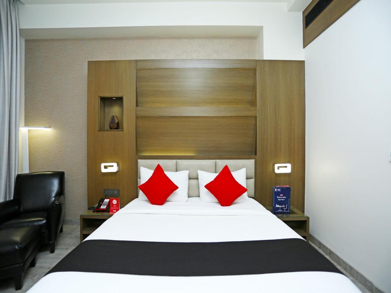 Golden Blossom Imperial Resorts Лакнау Екстериор снимка