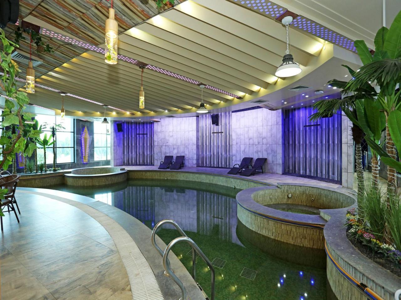 Golden Blossom Imperial Resorts Лакнау Екстериор снимка
