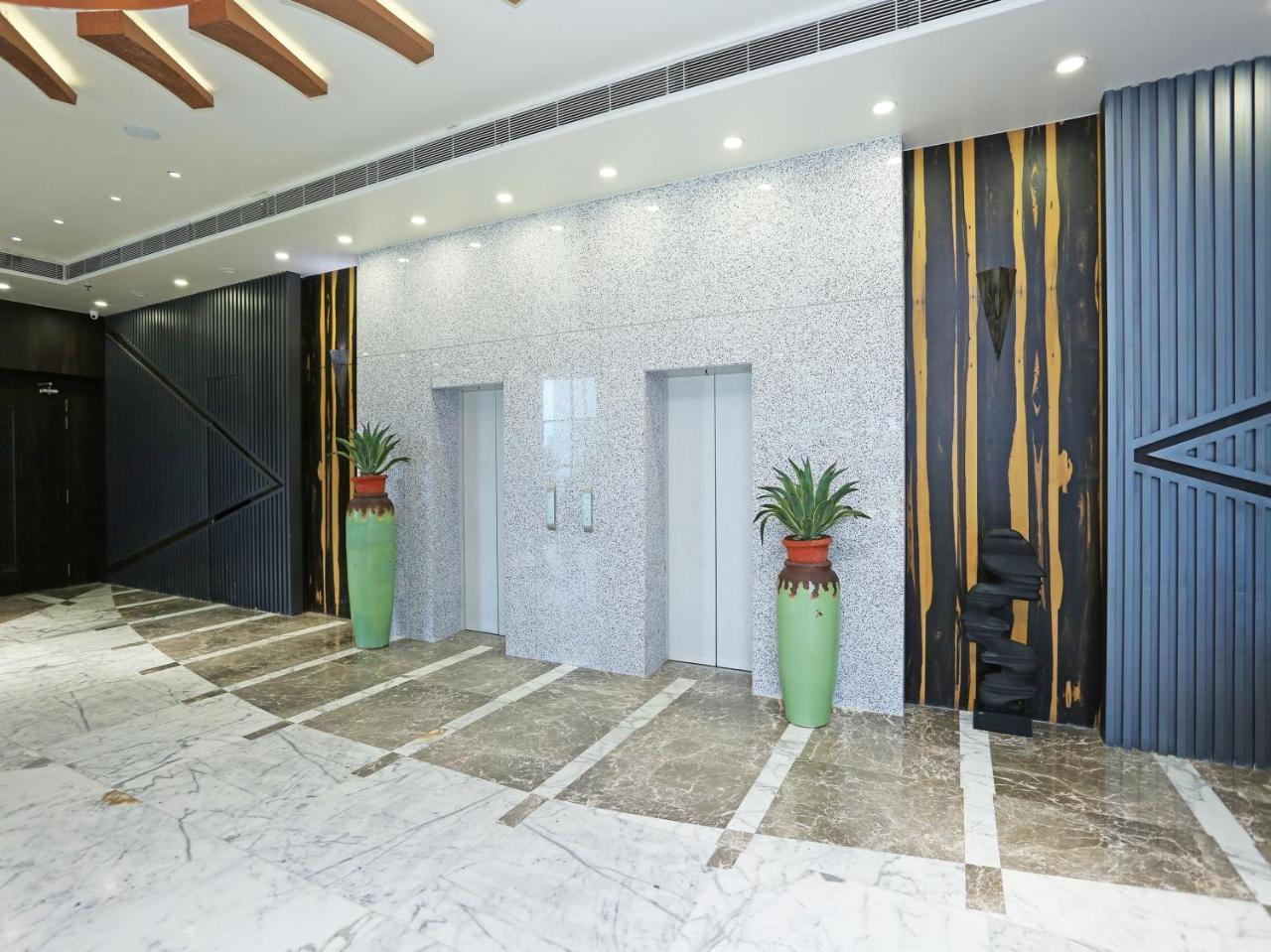 Golden Blossom Imperial Resorts Лакнау Екстериор снимка