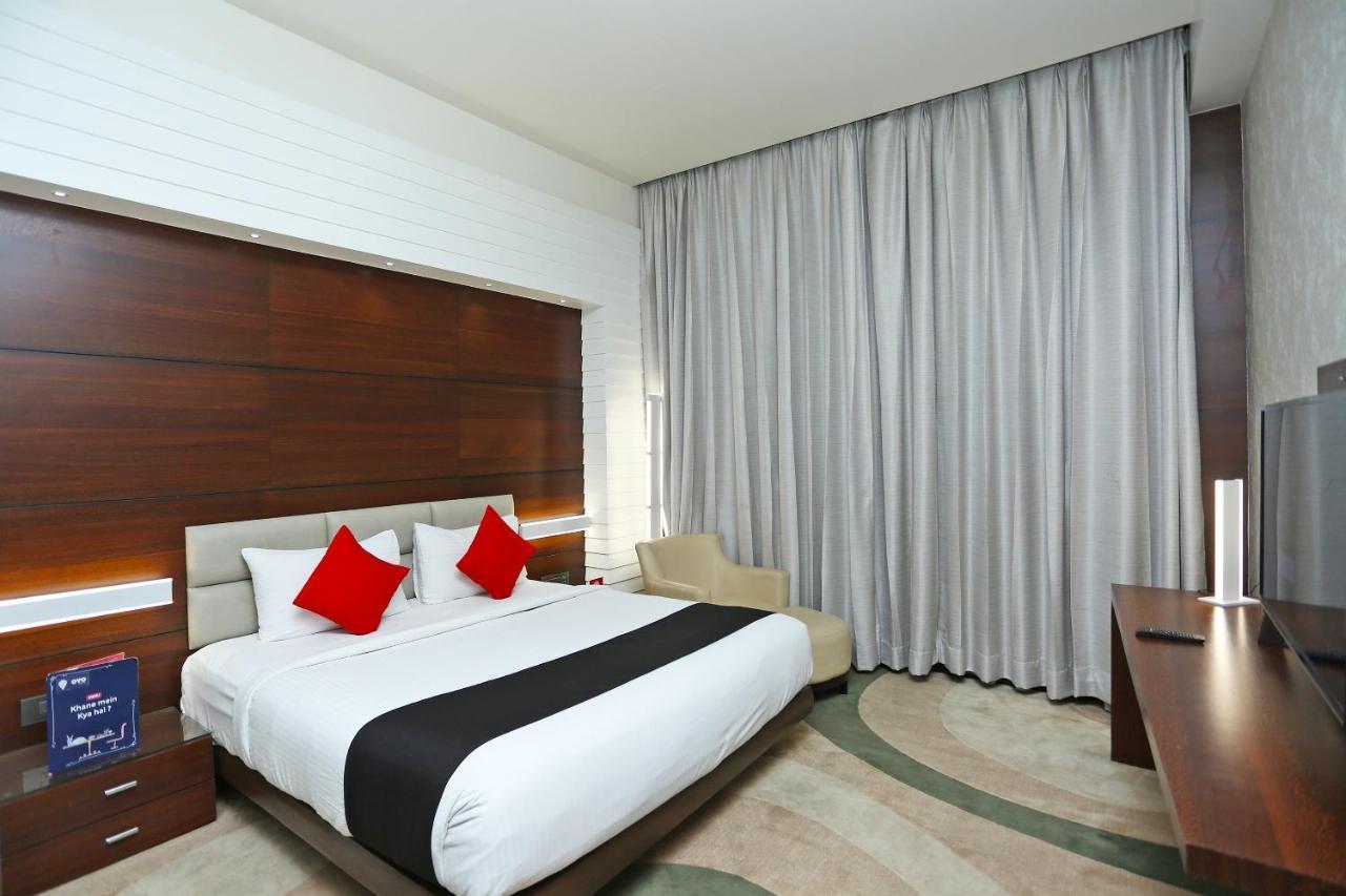 Golden Blossom Imperial Resorts Лакнау Екстериор снимка