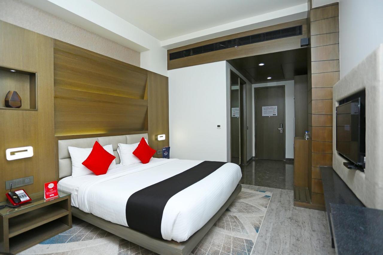Golden Blossom Imperial Resorts Лакнау Екстериор снимка
